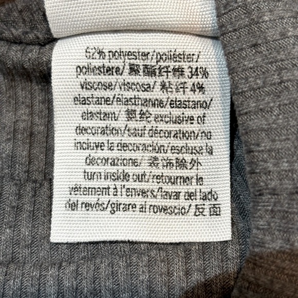 PINK Victoria’s Secret Gray Ribbed Tee Shirt Sz XS - Picture 5 of 5